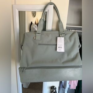Brand new with tags Beis Weekender bag in slate